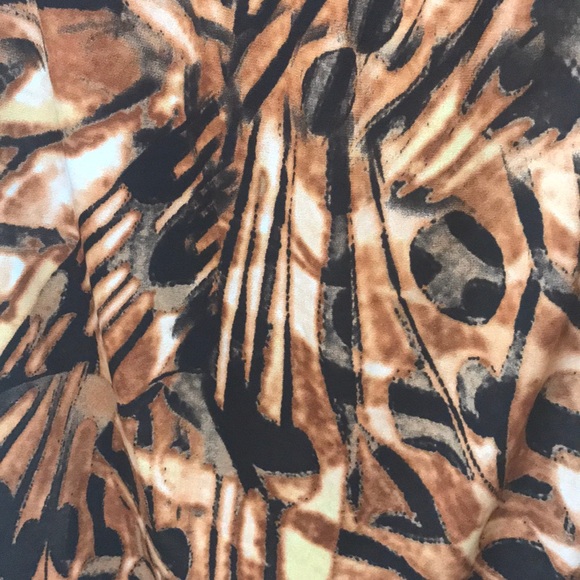 FINAL SALE Antthony Design short set - Picture 6 of 7